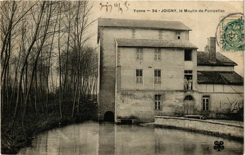 Carte postale ancienne Joigny - Le Moulin de Pompelles France à Joigny