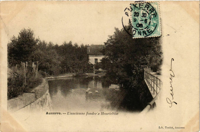 Carte postale ancienne Auxerre - L'Ancienne Fonderie Heurtebise France à Auxerre