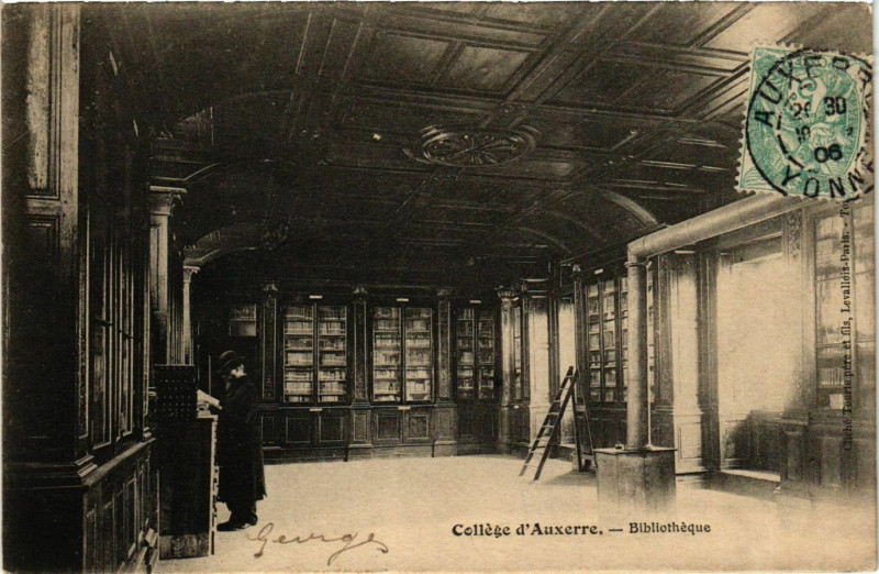 Carte postale ancienne Auxerre - College d'Auxerre - Bibliotheque France à Auxerre