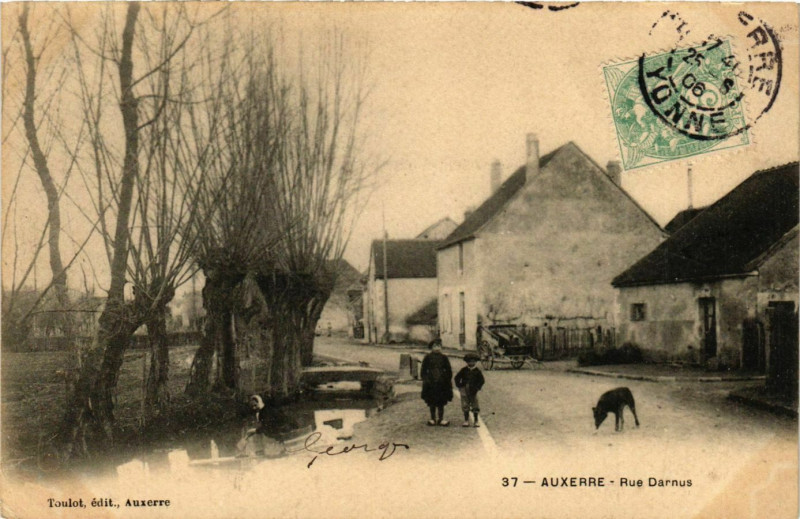 Carte postale ancienne Auxerre - Rue Darnus France à Auxerre