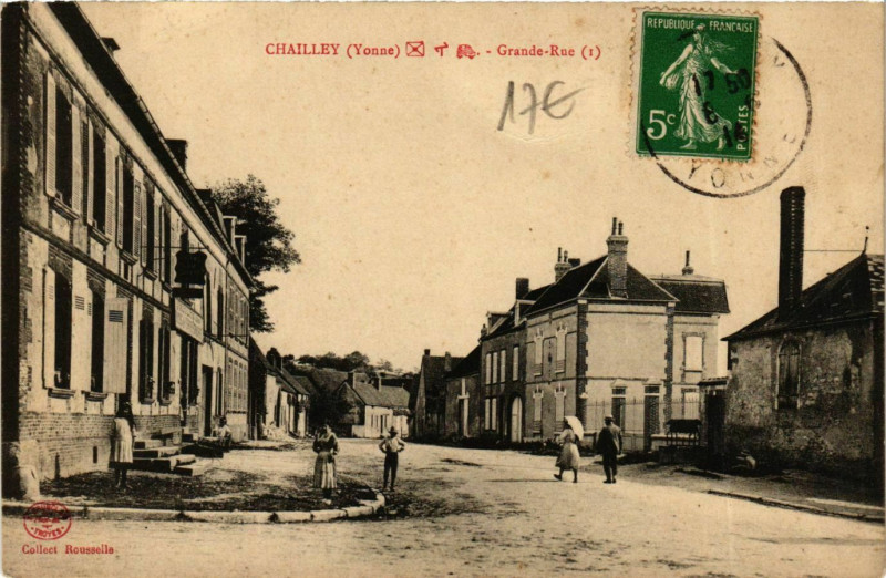 Carte postale ancienne Chailley Grande Rue à Chailley
