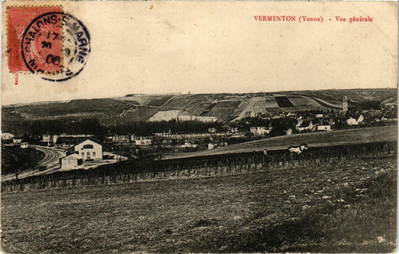 Carte postale ancienne Vermenton - Vue générale à Vermenton
