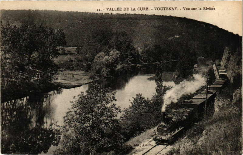 Carte postale ancienne Vallée de la Cure - Voutenay - Vue sur la Riviere