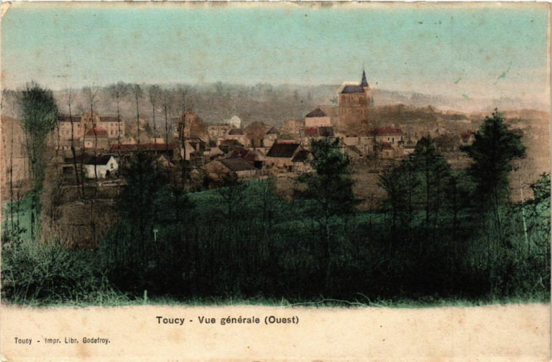 Carte postale ancienne Toucy - Vue générale à Toucy