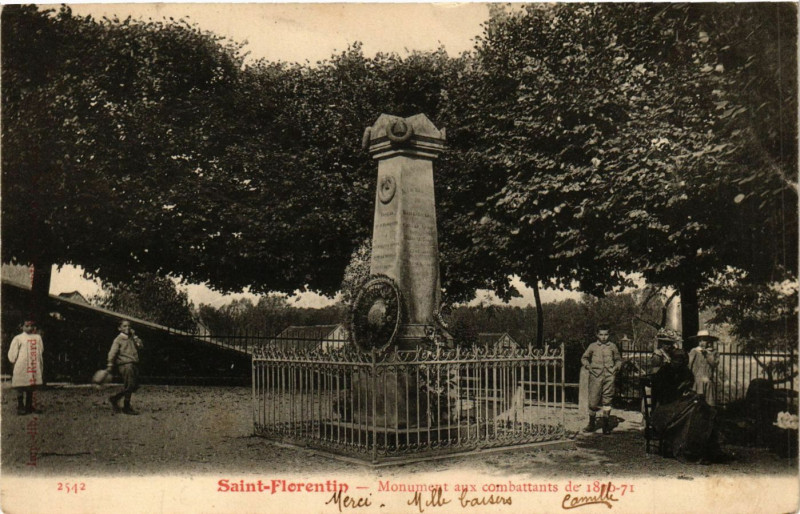 Carte postale ancienne Saint-Florentin - Mon. aux combattants de 1870-71 à Saint-Florentin