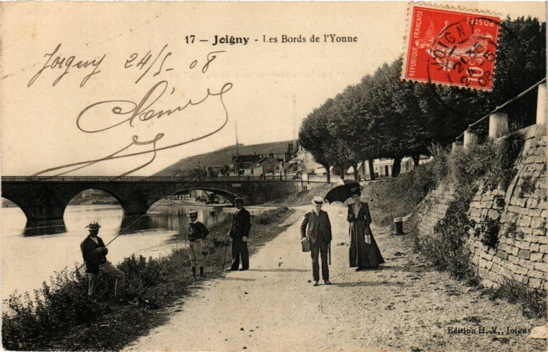 Carte postale ancienne Joigny - Les Bords de l'Yonne à Joigny