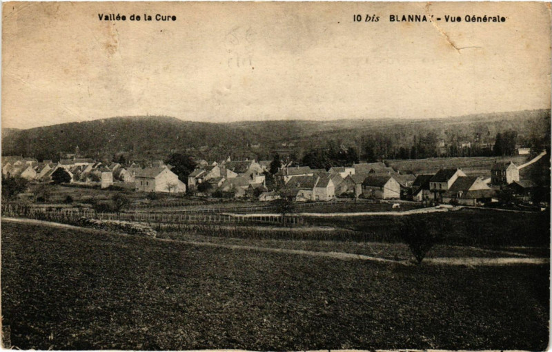Carte postale ancienne Vallée de la Cure - Blannay - Vue générale à Blannay