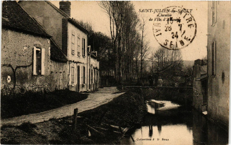 Carte postale ancienne Saint-Julien-du-Sault - Chemin de l'Ile d'Amoure à Saint-Julien-du-Sault