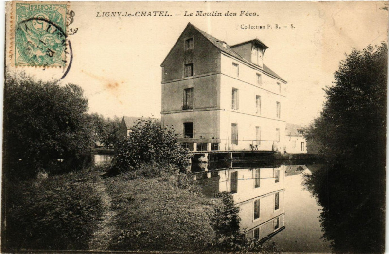 Carte postale ancienne Ligny-le-Chatel - Le Moulin des Fées à Ligny-le-Châtel