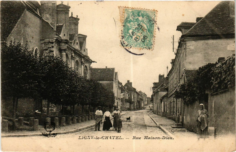 Carte postale ancienne Ligny-le-Chatel - Rue Maison - Dieu à Ligny-le-Châtel