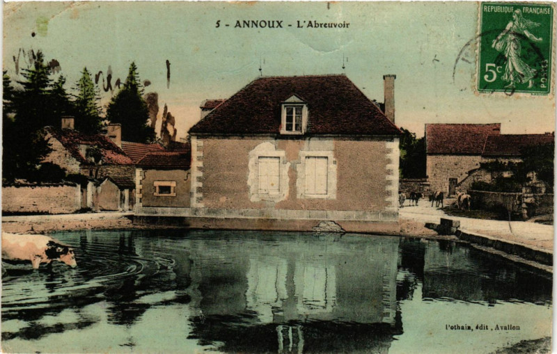 Carte postale ancienne Annoux - L'Abreuvoir à Annoux