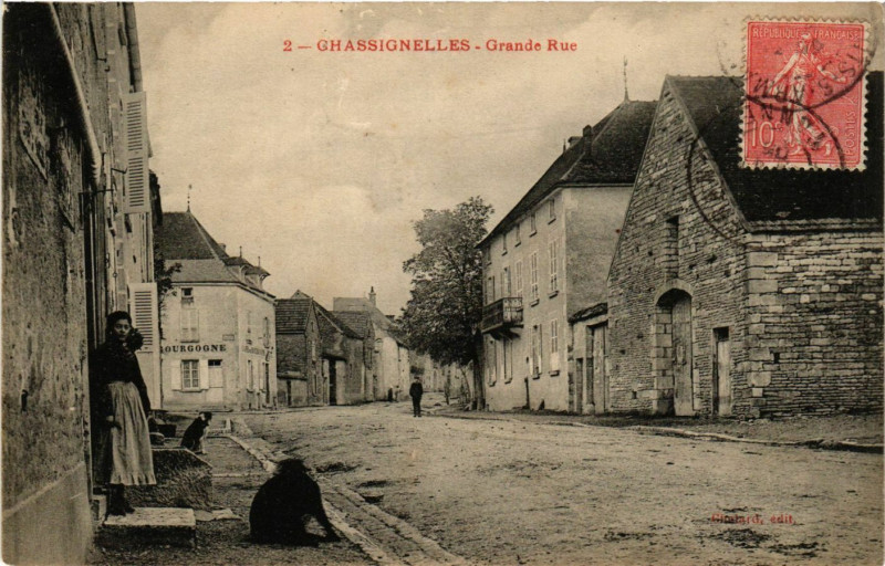 Carte postale ancienne Chassignelles - Grande Rue à Chassignelles