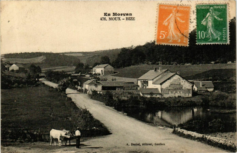 Carte postale ancienne En Morvan. Moux Bize