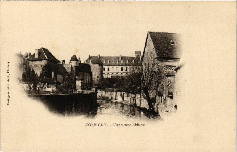 Carte postale ancienne Corbigny - L'Ancienne Abbaye à Corbigny