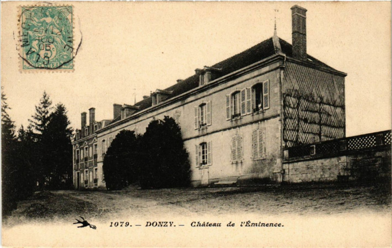 Carte postale ancienne Donzy - Chateau de l'Eminence à Donzy