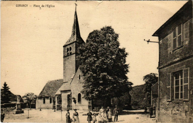 Carte postale ancienne Corancy - Place de l'Eglise à Corancy