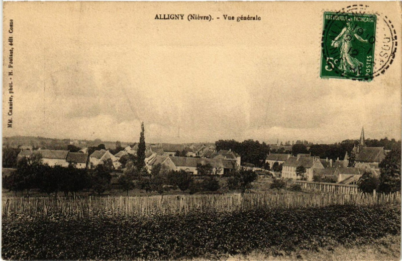 Carte postale ancienne Alligny - Vue générale