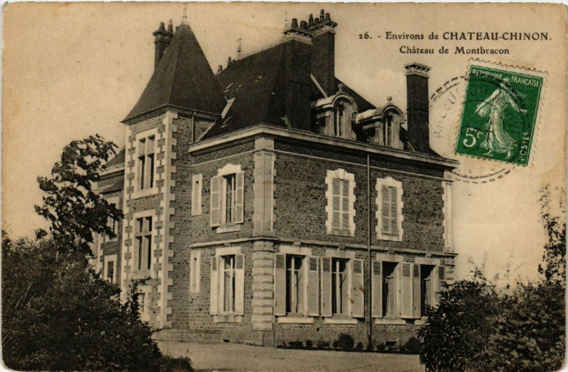 Carte postale ancienne Env. de Chateau-Chinon - Chateau de Montbracon