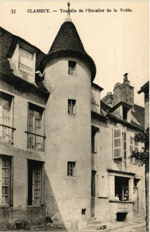 Carte postale ancienne Clamecy - Tourelle de l'Escalier de la Voute à Clamecy