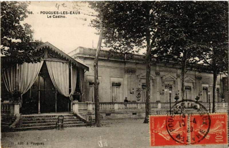 Carte postale ancienne Pougues-les-Eaux - Le Casino à Pougues-les-Eaux