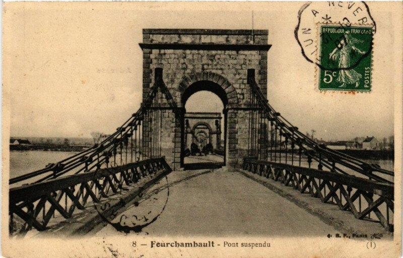 Carte postale ancienne Fourchambault - Pont suspendu à Fourchambault