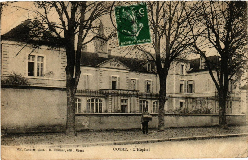 Carte postale ancienne Cosne - L'Hopital