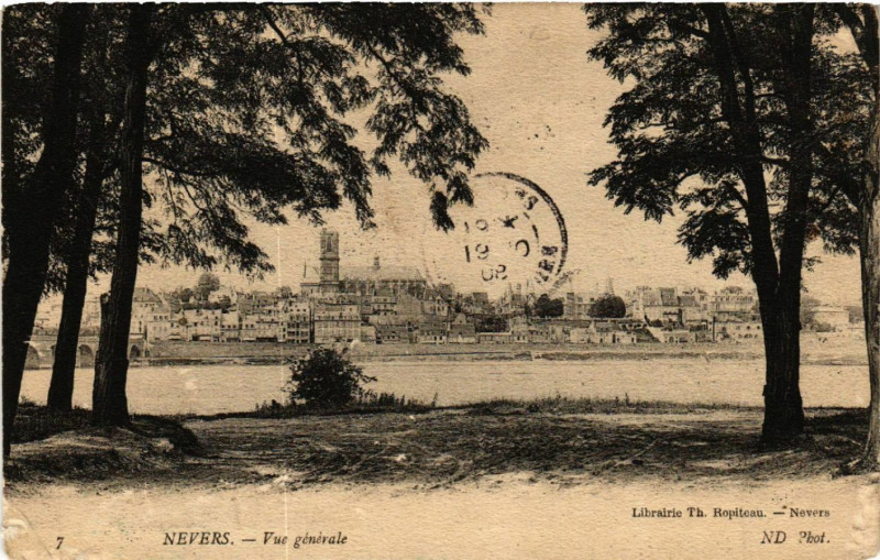 Carte postale ancienne Clamecy - Perthuis de Laforet - Grand Deversoir à Clamecy