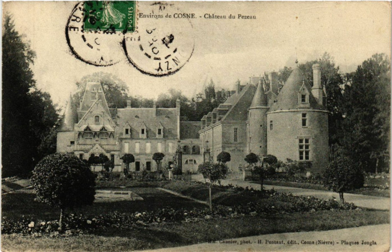 Carte postale ancienne Env. de Cosne - Chateau du Pezeau