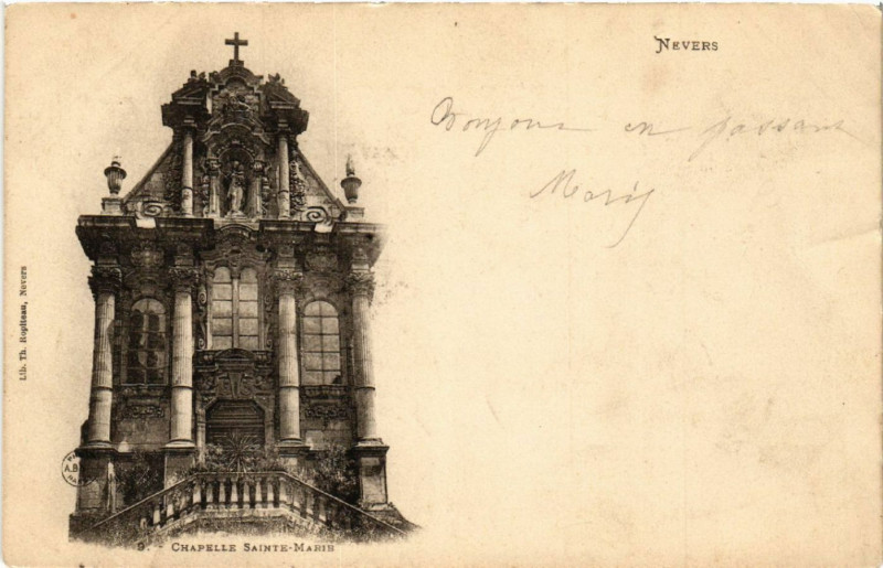 Carte postale ancienne Nevers - Chapelle Sainte-Marie à Nevers