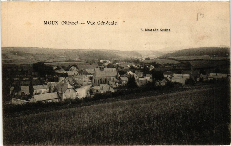 Carte postale ancienne Moux - Vue générale