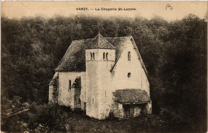 Carte postale ancienne Varzy - La Chapelle Saint-Lazare à Varzy
