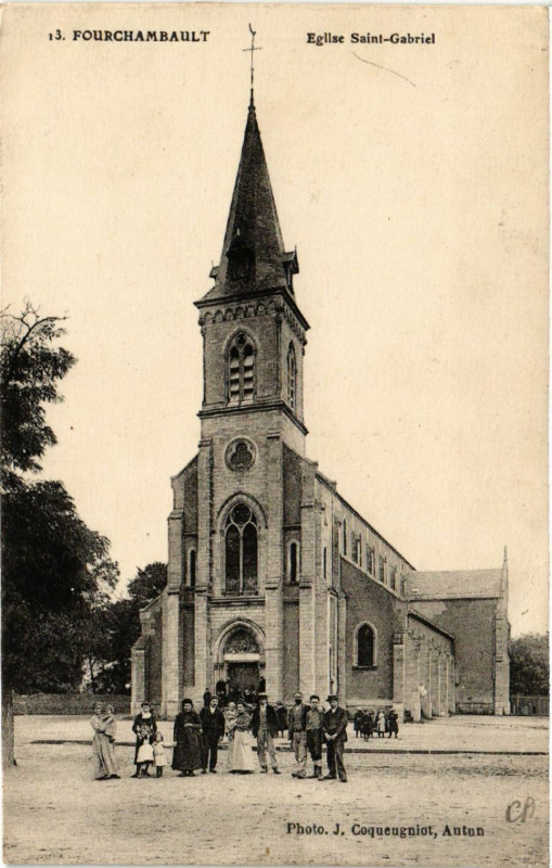 Carte postale ancienne Fourchambault - Eglise Saint-Gabriel à Fourchambault