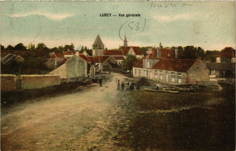 Carte postale ancienne Lurcy-Vue générale