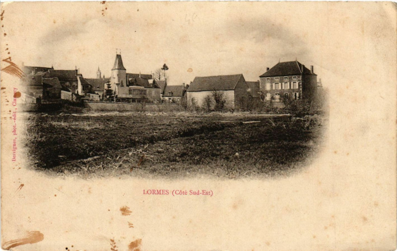 Carte postale ancienne Lormes Cote Sud Est à Lormes