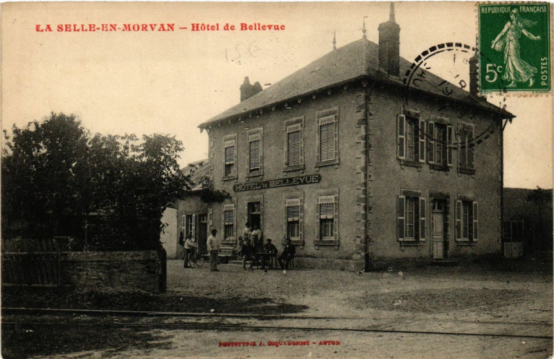 Carte postale ancienne La Selle en Movan Hotel de Bellevue