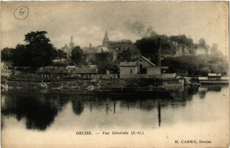 Carte postale ancienne Decize-Vue générale à Decize