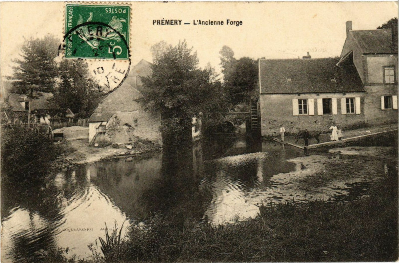 Carte postale ancienne Premery-L'Ancienne Forge à Prémery