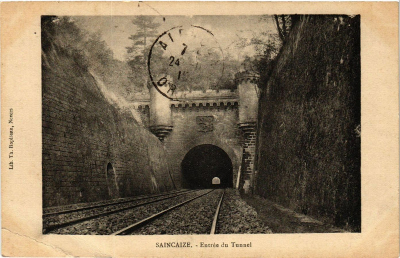 Carte postale ancienne Saincaise - Entrée du Tunnel