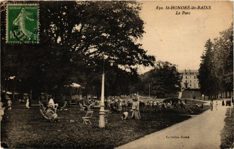 Carte postale ancienne Saint-Honore-les-Bains - Le Parc à Saint-Honoré-les-Bains