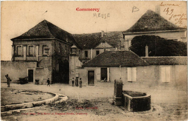 Carte postale ancienne Commercy - Ecole Normale à Commercy