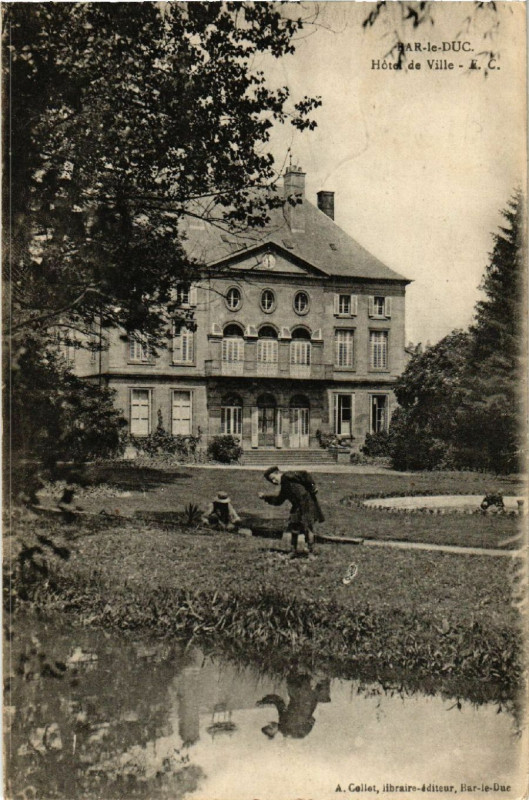 Carte postale ancienne Bar-le-Duc - Hotel de Ville à Bar-le-Duc