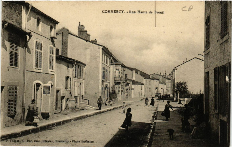 Carte postale ancienne Commercy - Rue Haute de Breuil à Commercy