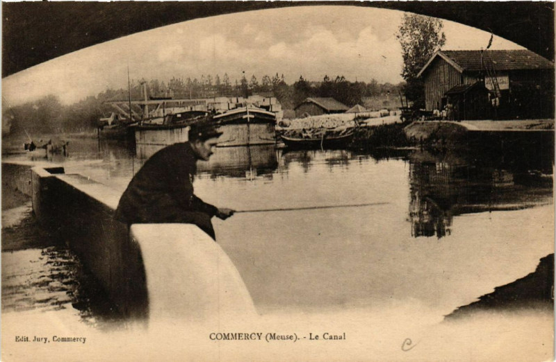 Carte postale ancienne Commercy - Le Canal à Commercy