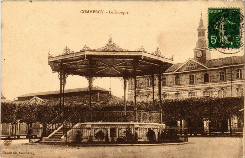 Carte postale ancienne Commercy - Le Kiosque à Commercy
