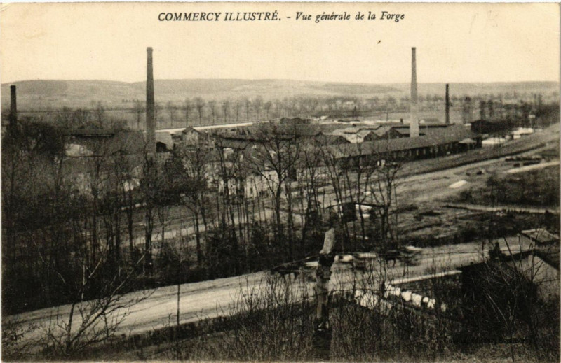 Carte postale ancienne Commercy - Vue générale de la Forge à Commercy