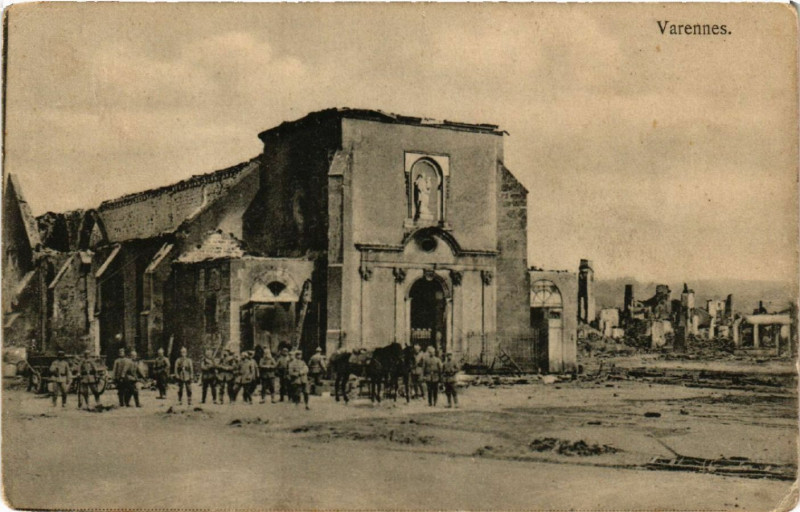 Carte postale ancienne Varennes - Scene - Ruines