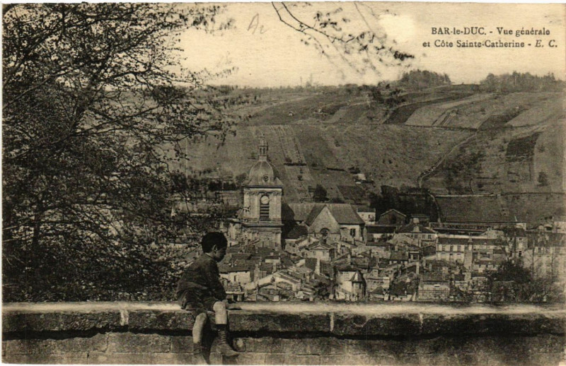 Carte postale ancienne Bar-le-Duc - Vue générale et coté Sainte-Catherine à Bar-le-Duc