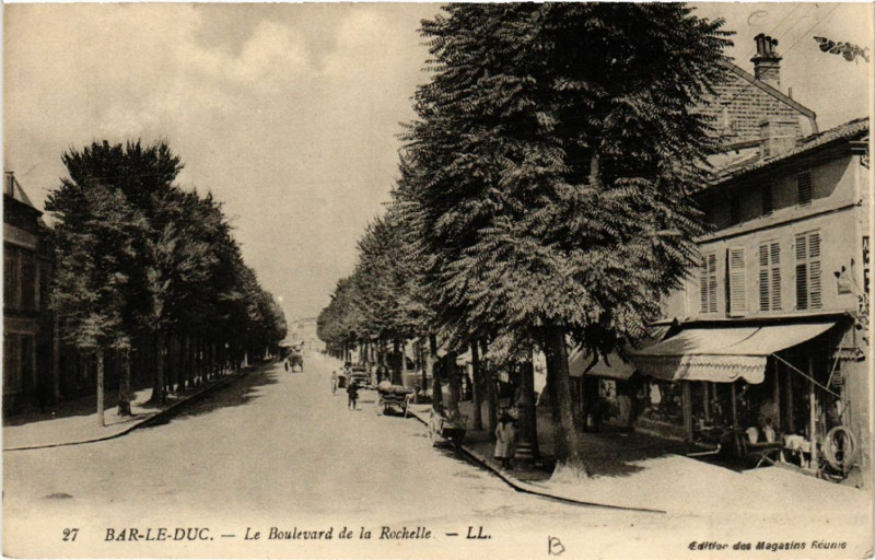 Carte postale ancienne Bar-le-Duc - Le Boulevard de la Rochelle à Bar-le-Duc