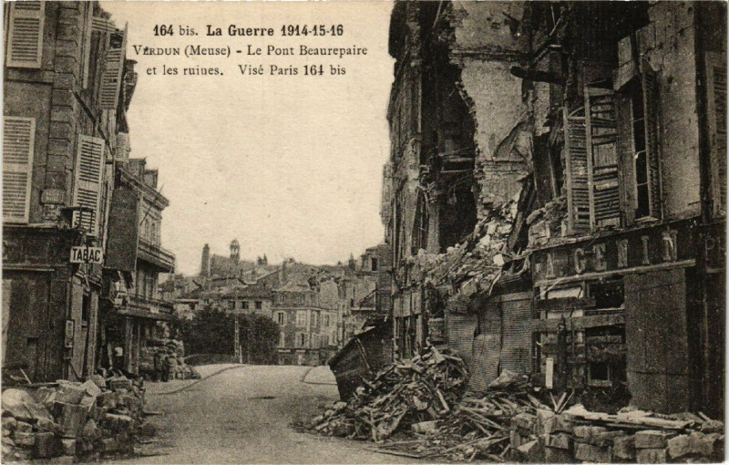 Carte postale ancienne Verdun - Le Pont Beaurepaire et les Ruines à Verdun