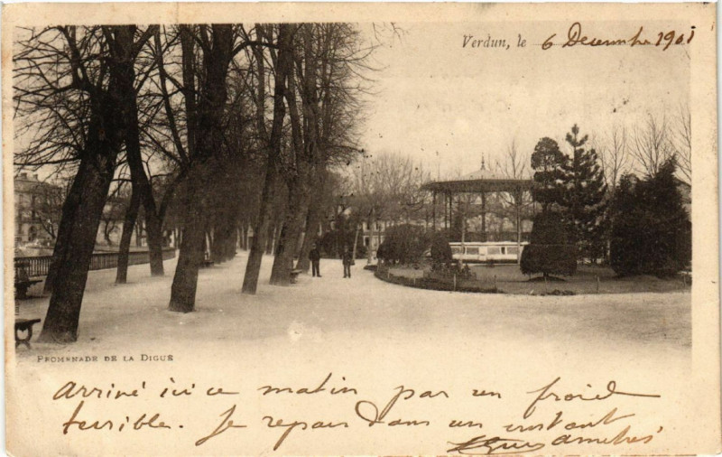 Carte postale ancienne Verdun - Promenade de la Digue à Verdun
